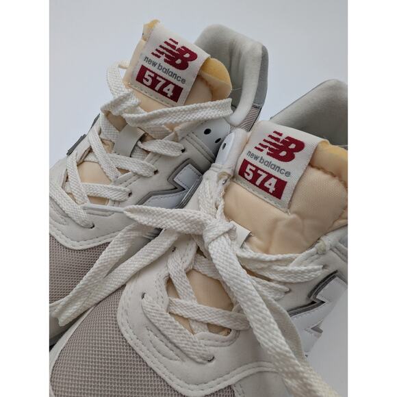 New Balance 574 NB Beige Grey Unisex Size 6 Lifestyle Casual Lifestyle Shoes - Picture 3 of 6